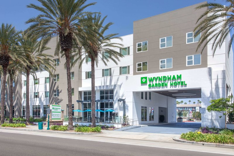 wyndham anaheim