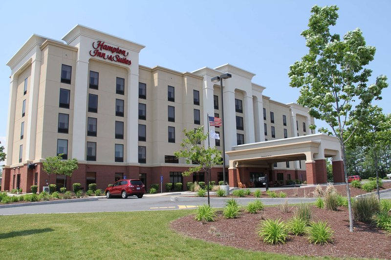 Hampton Inn & Suites Plattsburgh