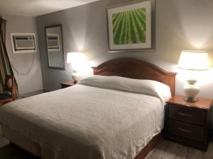 bay breeze inn bradenton downtown