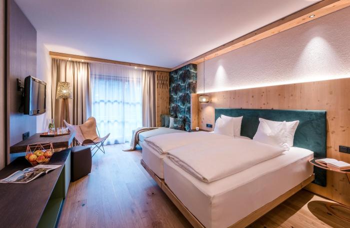 Hotel Zur Pfeffermuhle,Sankt Anton Am Arlberg>>Pettneu Am Arlberg,4 star