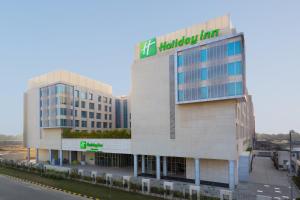 holiday inn new delhi aerocity by ihg