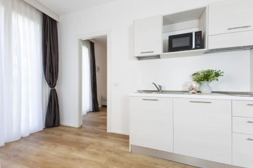Hotel Houston Suites,Emilia-Romagna>>Castelfranco Emilia,3 star