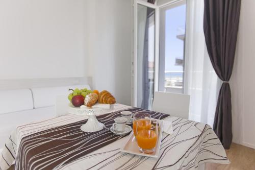 Hotel Houston Suites,Emilia-Romagna>>Castelfranco Emilia,3 star