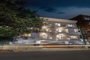 Splendid Shubham Serviced Apartments,,3 star