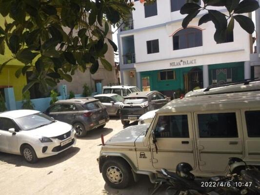 Milan Palace Deoghar,,1 star