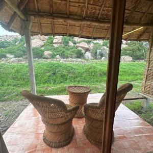 The Gravity Cafe -A Unit Of Staychillhampi,,5 star