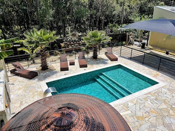 Casa Privativa Com Piscina Na Ferrugem,,3 star