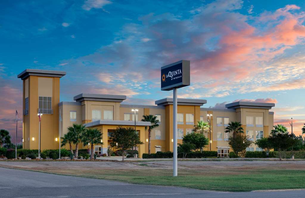 La Quinta Inn & Suites By Wyndham Jourdanton - Pleasanton,Jourdanton>>Atascosa,3 star