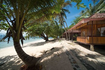 Murex Bangka Resort,Likupang>>Bangka Island,3 star