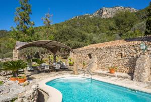 finca es castell