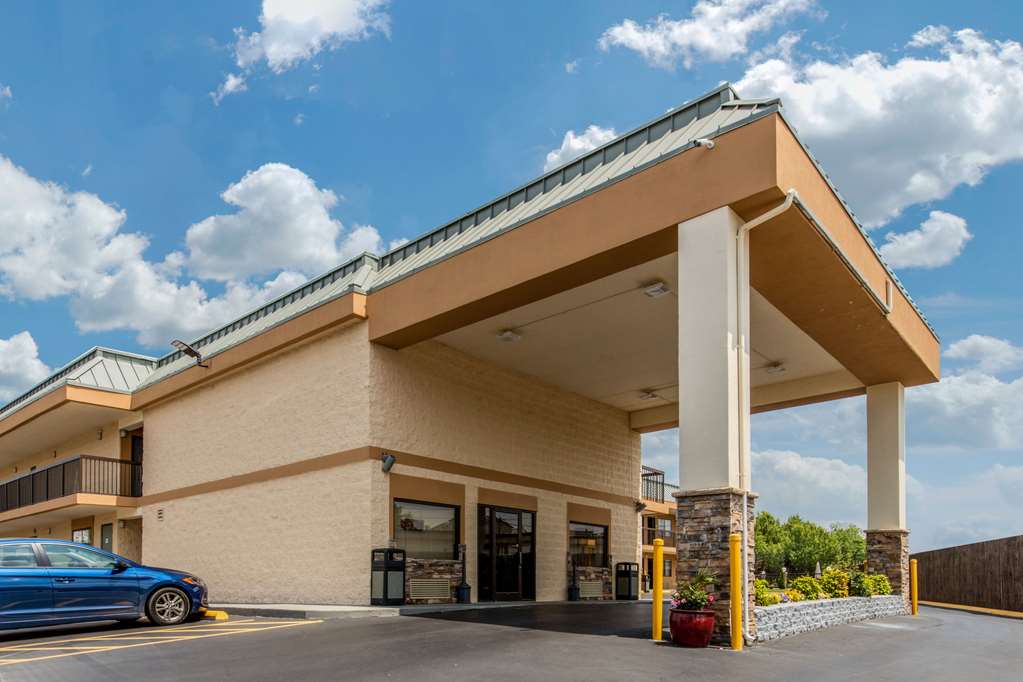 Quality Inn,Kingston>>Fairview,2.5 star