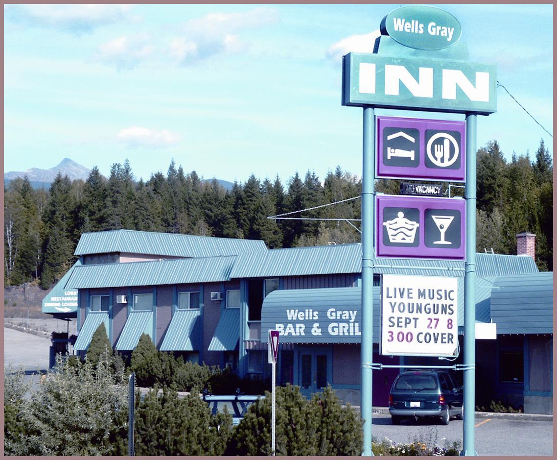 Wells Gray Inn,Kamloops>>Clearwater,3 star
