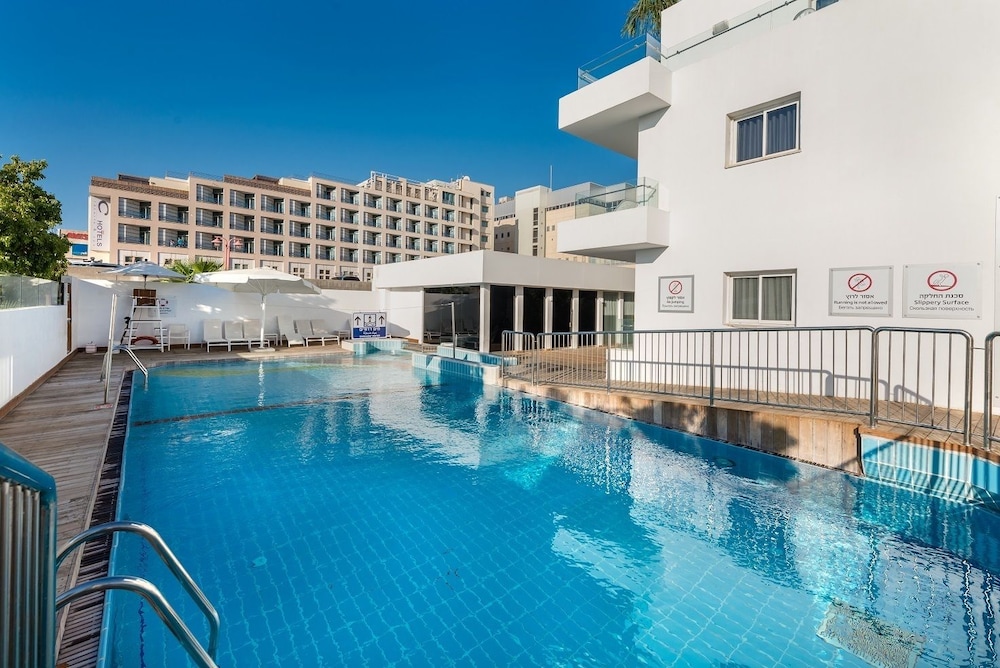 astral nirvana suites