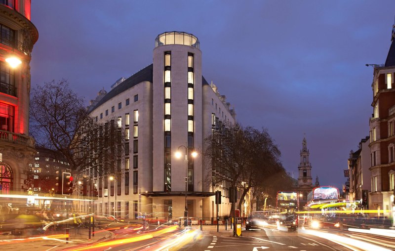 Me London,Covent Garden>>Charing Cross,5 star