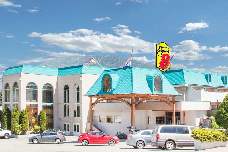 Super 8 By Wyndham Castlegar Bc,British Columbia>>Castlegar,2 star