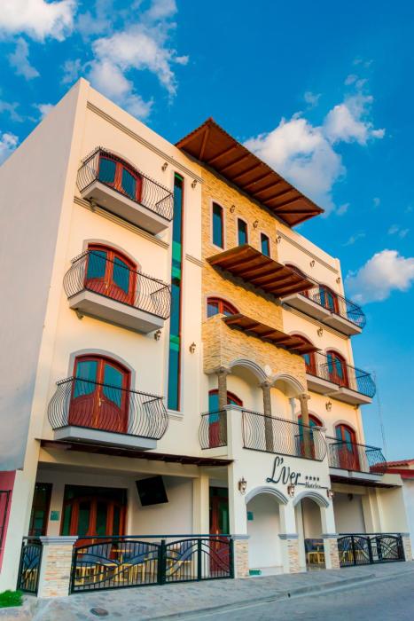L'ver Hotel,,3.5 star