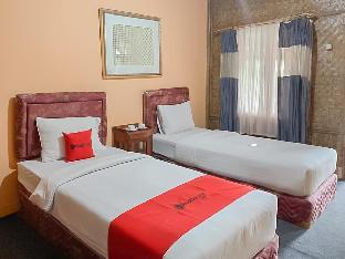 reddoorz plus grand yustik sukabumi