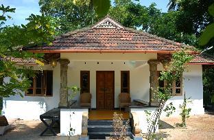 ananda marari heritage villa