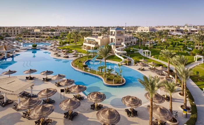 coral sea holiday resort and aqua park