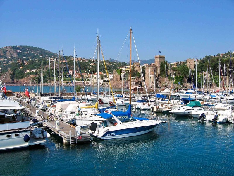 Ibis Budget Cannes Mougins,Cannes>>Alpes-Maritimes,2 star