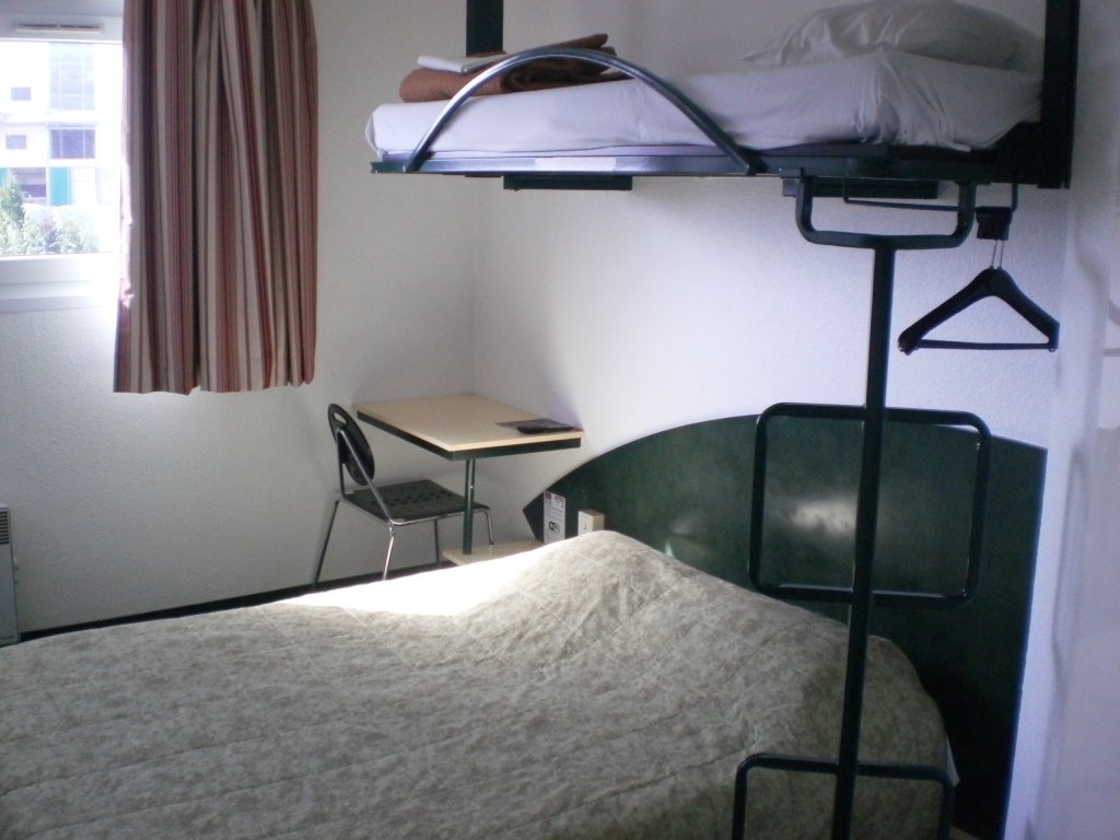 Good Night Hotel,Blendecques>>Arques,2 star