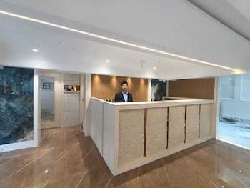 Hotel Pearl Residency,Thane West,3 star
