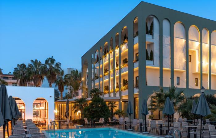 flower hotels and resorts
