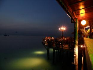 langi langi beach bungalows