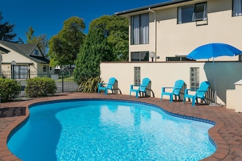 ashleigh court motel