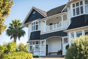 Cedar House,Patutahi>>Gisborne,4 star