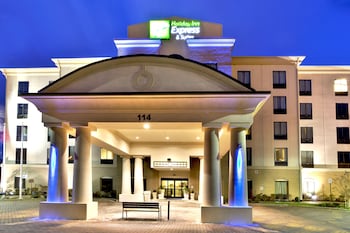 Holiday Inn Express & Suites Oak Ridge By Ihg,Louisville>>Knoxville,3 star