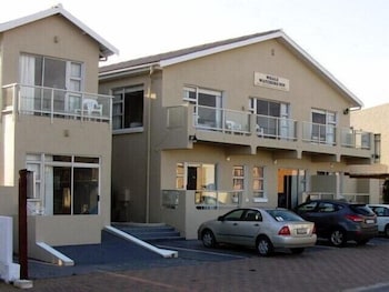 Whale Watchers Inn,Garden Route>>Cape Town,3 star