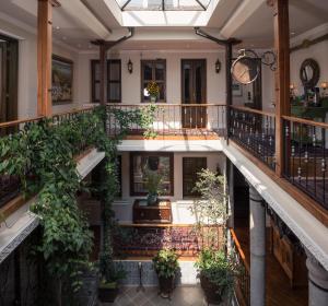 Villa Colonna,Zambiza>>Quito,4 star