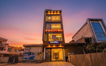Via City Walk,New Industrial Town, Faridabad,3 star