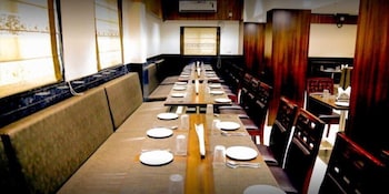 Hotel Madhuvan International,Thane>>Bijapur,4 star