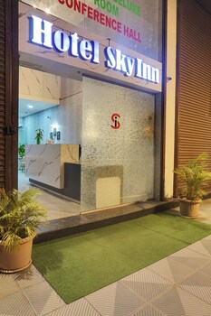 Hotel Sky Inn,Pimpri Chinchwad,3 star