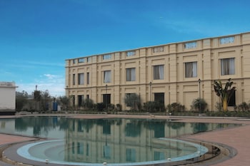 Gulmohar Royals,Cooch Behar,4 star