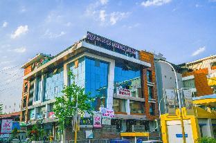 Hotel Shivlok,Near Nanakheda Bus Stand,2 star