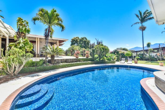 La Riviera Hotel B&B,Near Ojo De Agua Spa Park,3 star