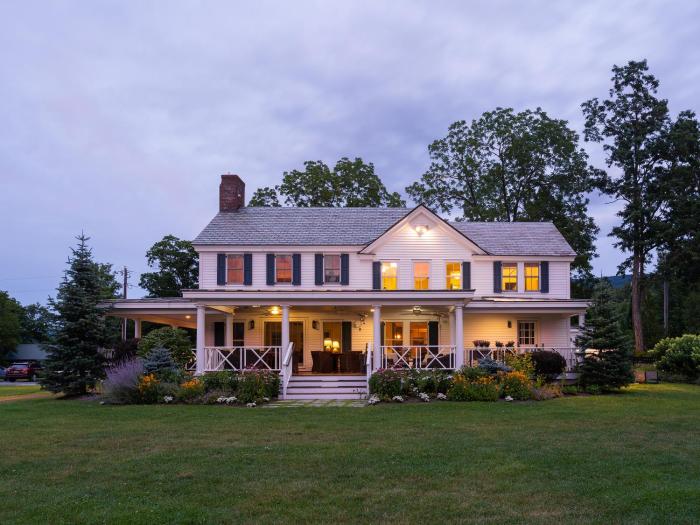 Hill Farm Inn,Bennington>>Arlington,4 star
