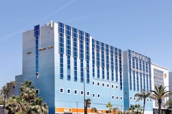 greet hotel nice aeroport promenade des anglais