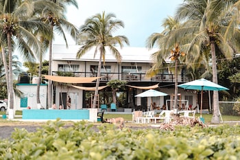 Lali Beach,,2.5 star