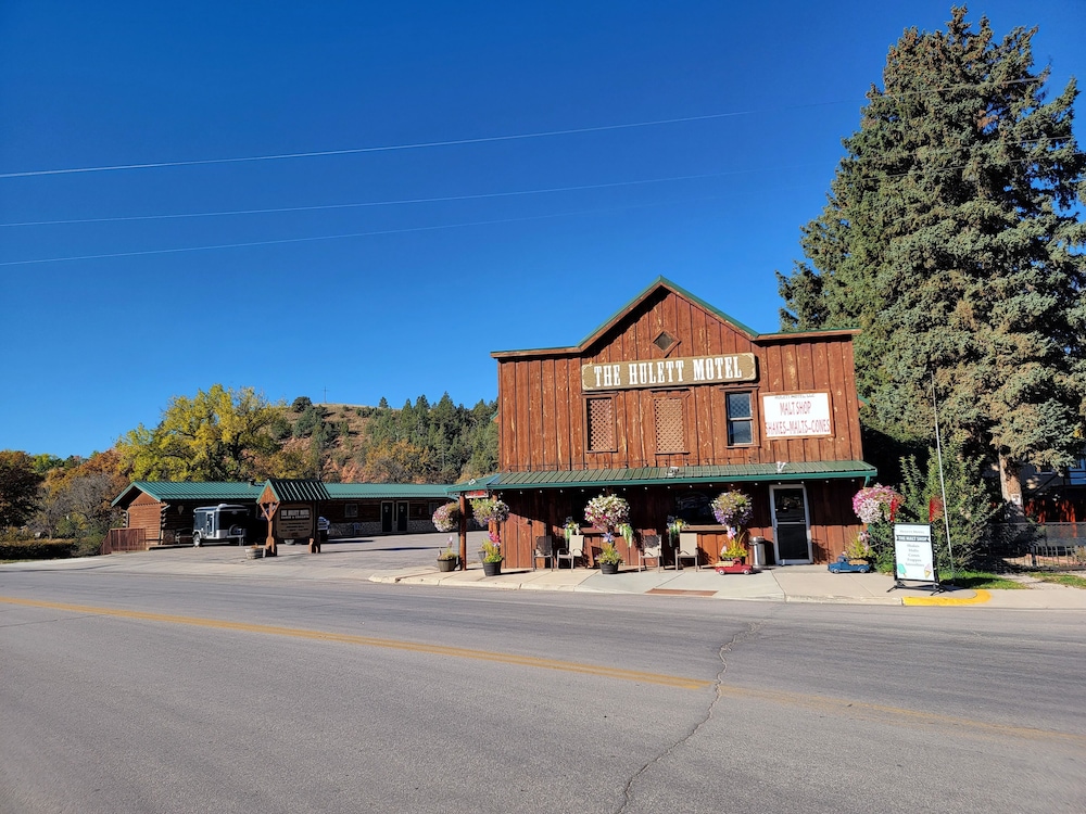 Hulett Motel