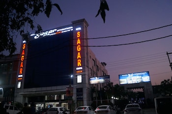 hotel sagar international