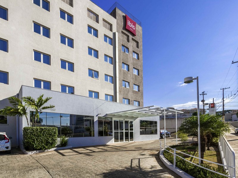 Ibis Jaboticabal,Ribeirao Preto>>Jaboticabal,3 star