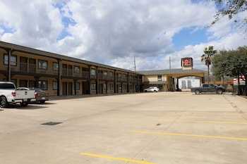 Executive Inn And Suites,Magnolia>>Conroe,2 star