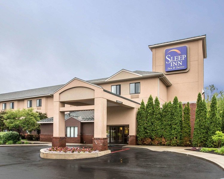 sleep inn and suites queensbury lake george