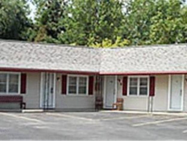 Oyo Hotel Starlite Seneca Falls,,2 star