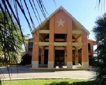 River Valley Motor Inn,,2 star
