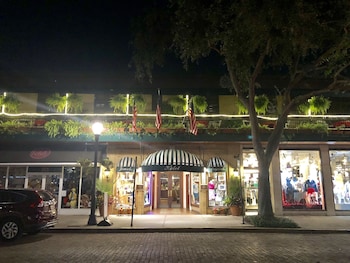 Park Plaza Hotel,Orange County>>Eatonville,3 star